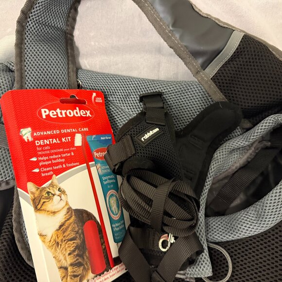 FAST SHIP! Cat Sling Carrier Bundle: Safety Harness & NEW Dental Kit - Picture 1 of 10